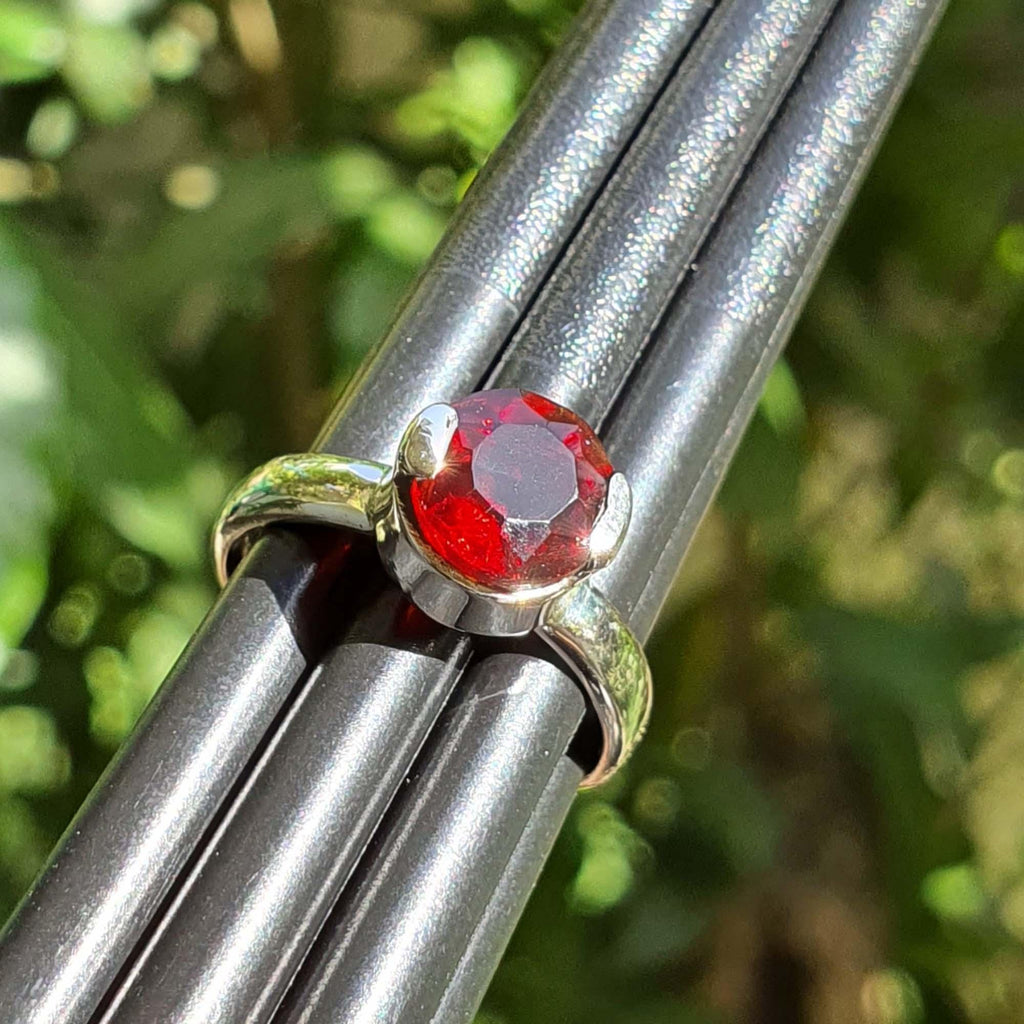 Handmade Round Garnet Ring: 925 Sterling Silver Band